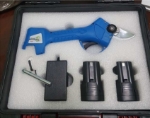 Picture of C-MART LITHIUM-POWERED PRUNING SHEARS - W0040-25