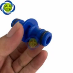 Picture of C-MART TWO WAY 1/2" SNAP-IN CONNECTOR ADAPTOR - M0025